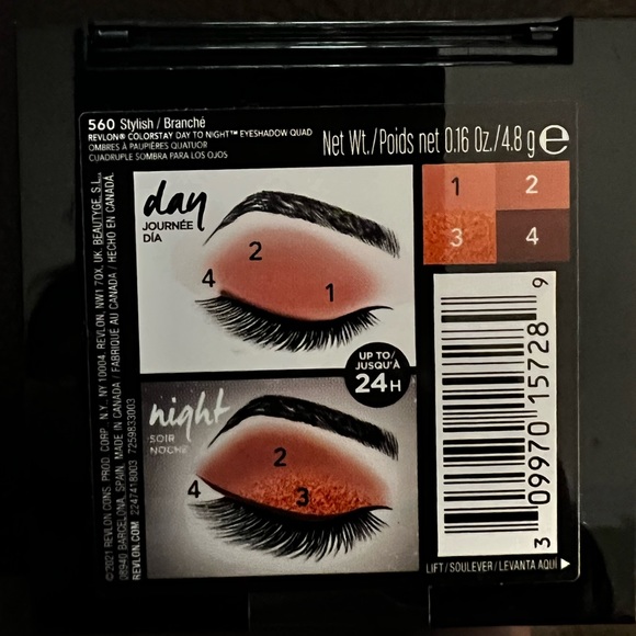 Revlon Colorstay Day To Night Eyeshadow Quad NWT - Picture 2 of 3